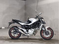 Suzuki GLADIUS SFV400 2011