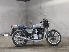 Kawasaki Z400J 2024