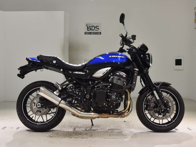 Kawasaki Z900RS 2024