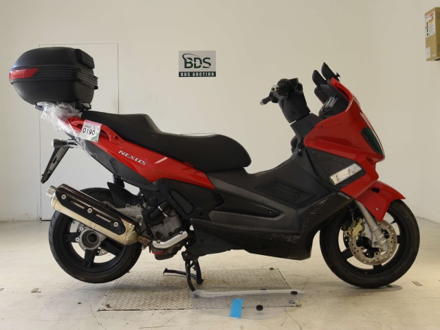 Piaggio NEXUS500 2010