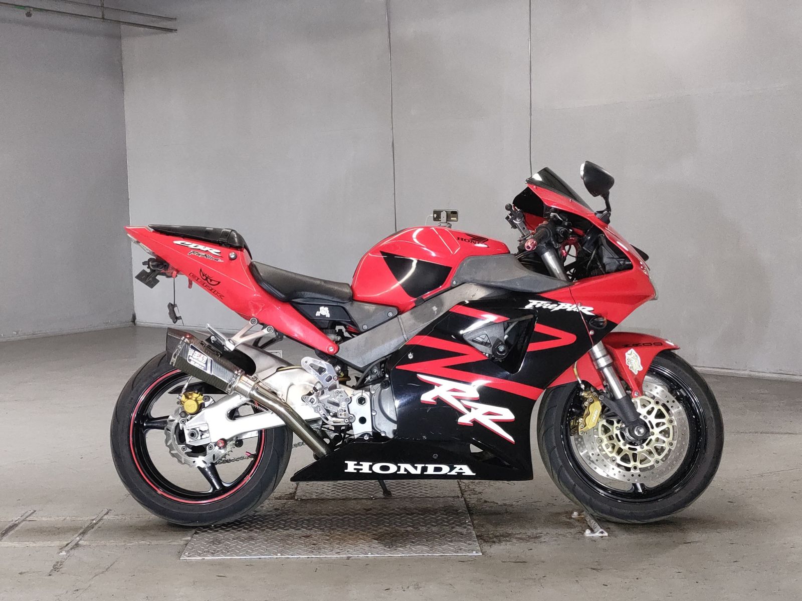 Honda CBR954RR 2002