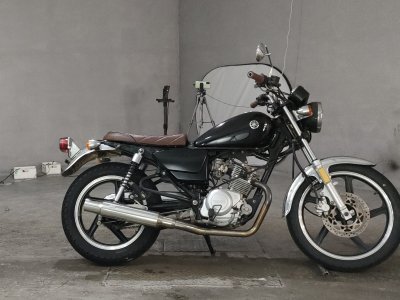 Yamaha YB125SP 2015