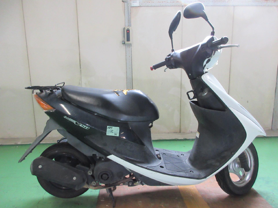 Suzuki ADDRESS V50