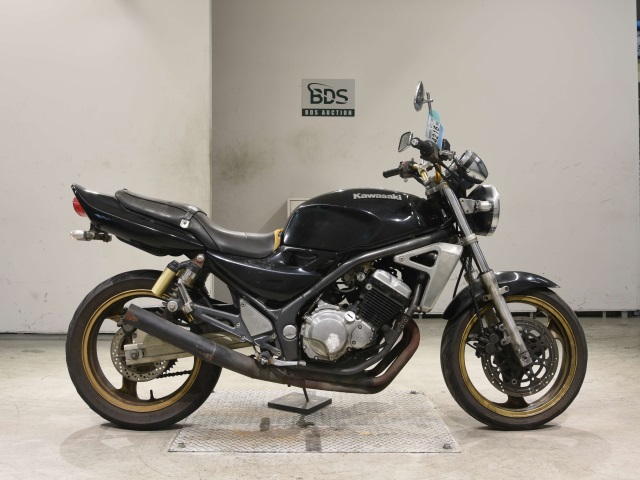Kawasaki BALIUS ZR250 2002