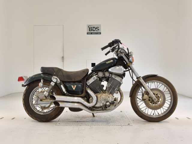 Yamaha VIRAGO XV400