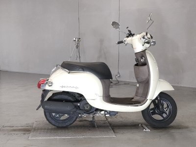 Honda GIORNO 2011