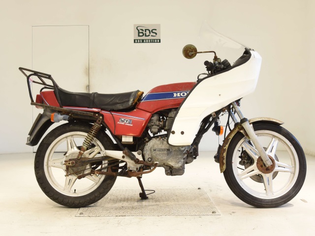 Honda CB250N 1979