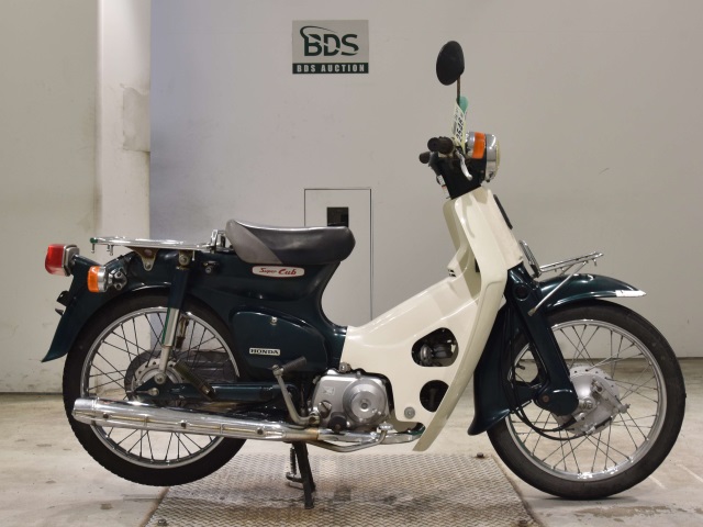 Honda C90 2005
