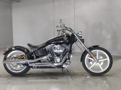 HD ROCKER C FXCWC1580 2009