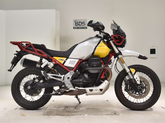 Moto Guzzi V85TT 2019