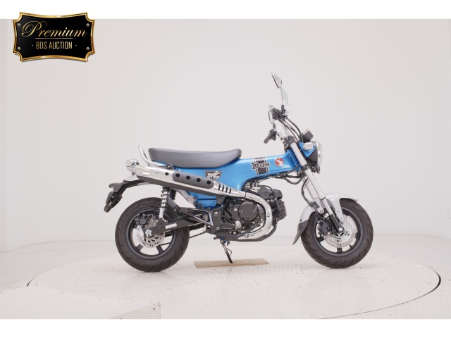 Honda DAX125 2025
