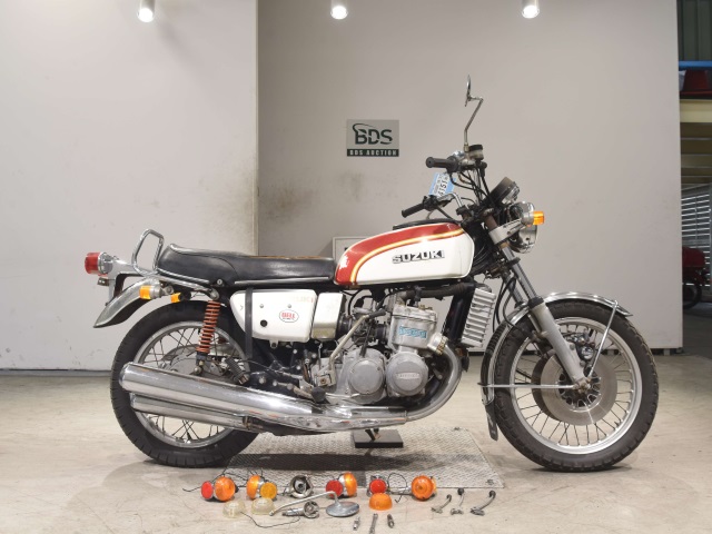 Suzuki GT750 1975