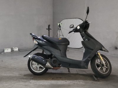 Suzuki SEPIA ZZ
