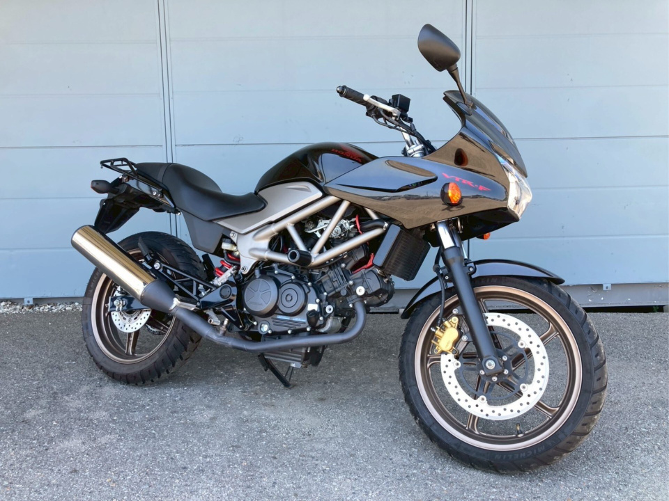 Honda VTR250F 2015