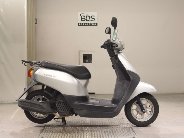 Honda TACT-4 BASIC 2015
