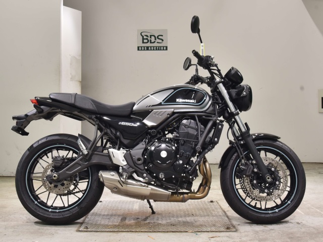Kawasaki Z650RS 2023