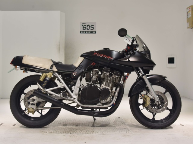 Suzuki GSX750S KATANA 1982