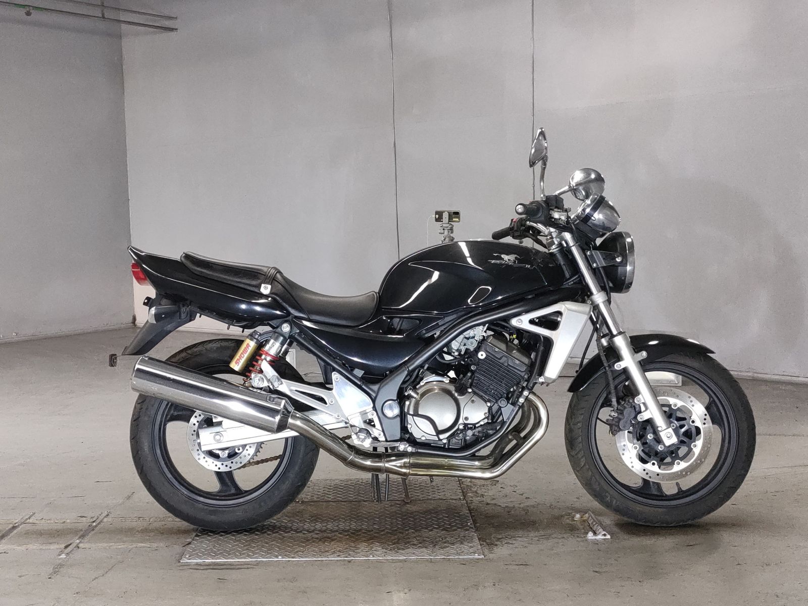 Kawasaki BALIUS ZR250 2006