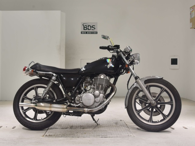 Yamaha SR400 1983