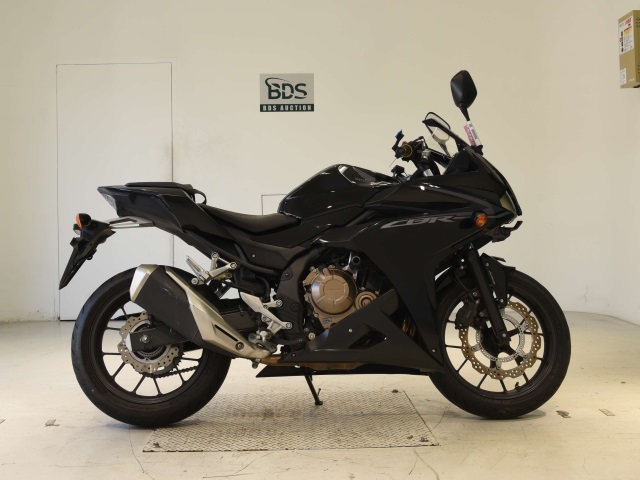 Honda CBR400R 2016