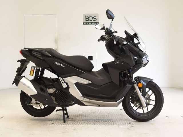 Honda ADV 160 2025