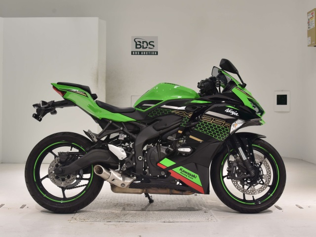 Kawasaki NINJA ZX-25R 2021