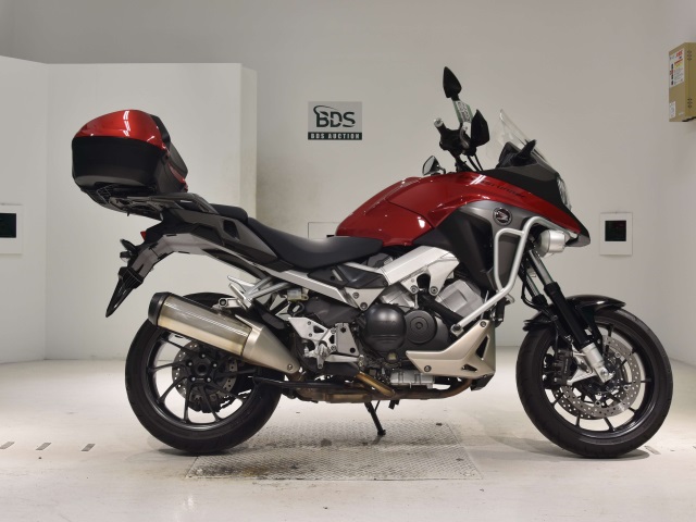 Honda VFR800X CROSSRUNNER 2015