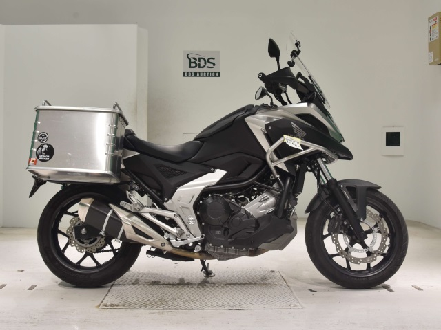 Honda NC750X 2021