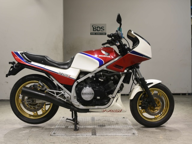 Honda VF750F 1983