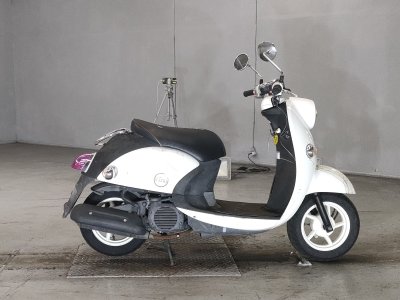 Yamaha VINO50 2012