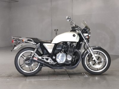 Honda CB1100 2011