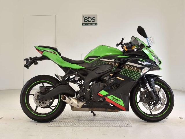 Kawasaki NINJA ZX-25R 2021