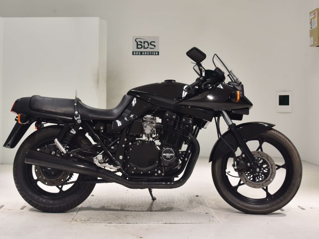 Suzuki GSX750S KATANA 1982