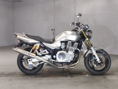 Yamaha XJR1300 2002