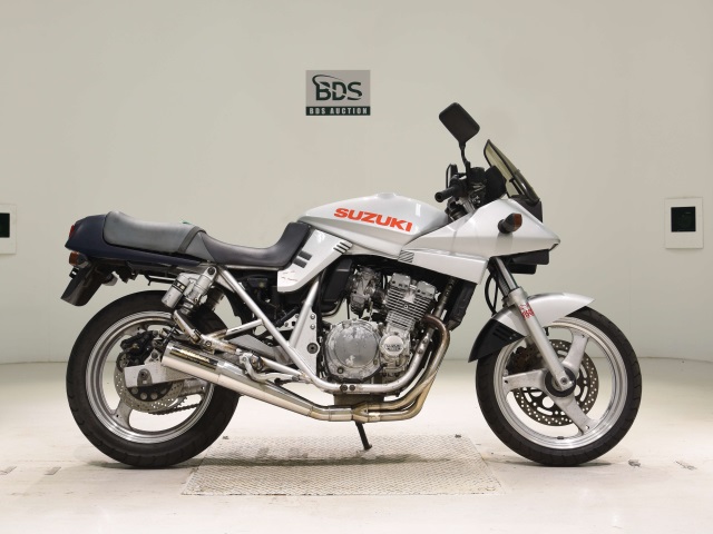 Suzuki GSX250S KATANA