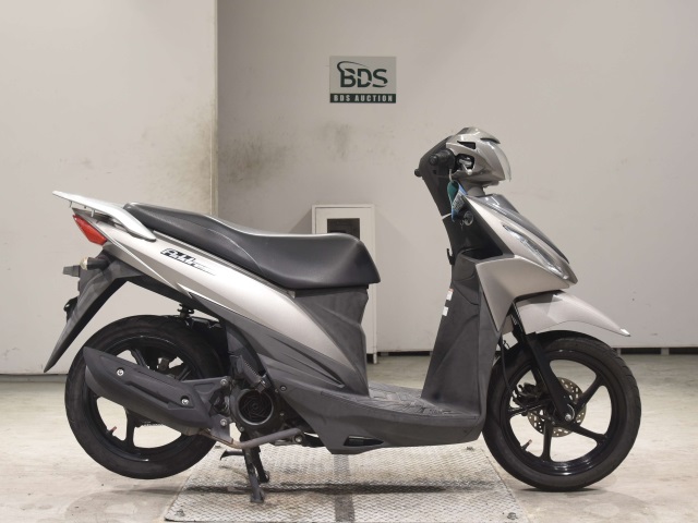 Suzuki ADDRESS V110