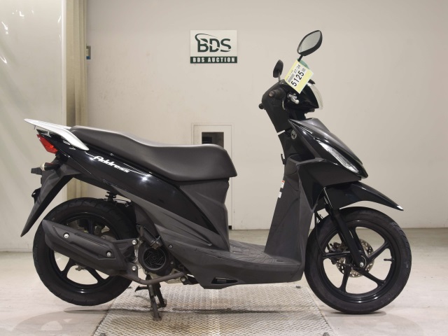 Suzuki ADDRESS V110