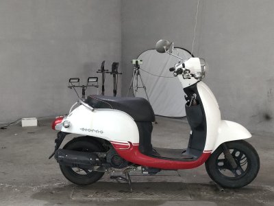 Honda GIORNO 2012