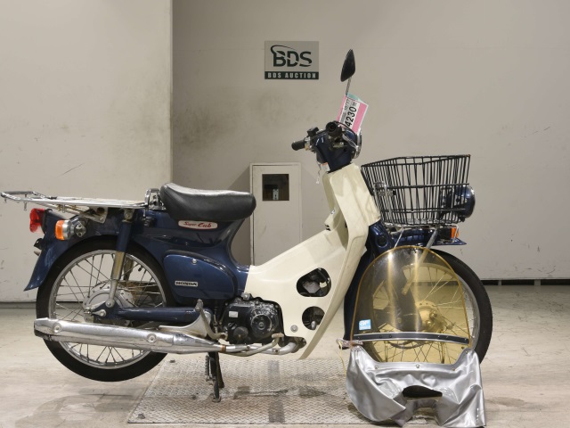 Honda C50 2008