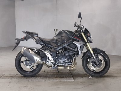 Suzuki GSR750 2015