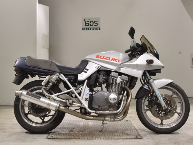 Suzuki GSX400S KATANA 1999