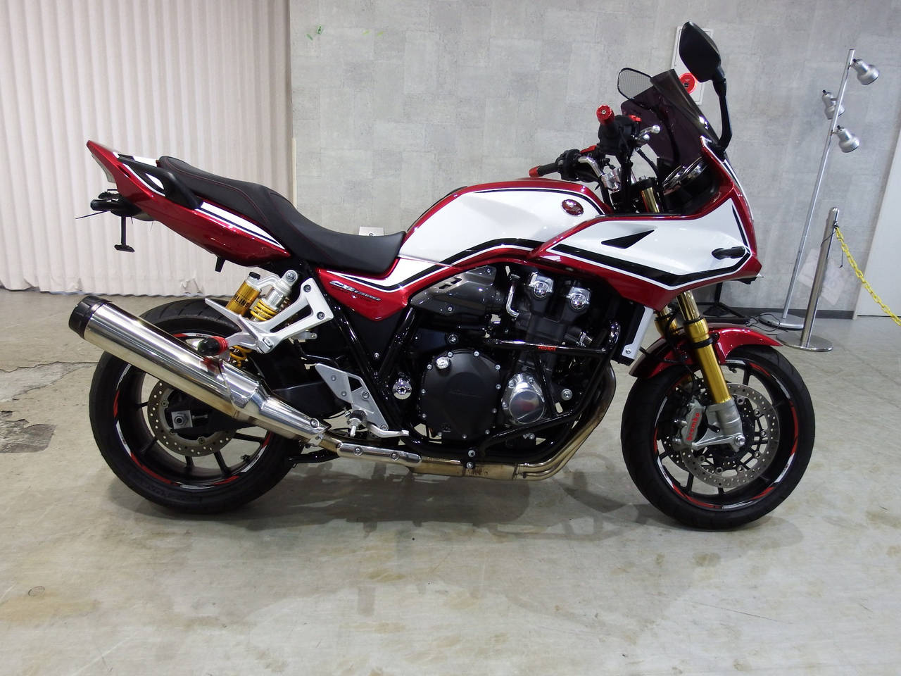 Honda CB1300SF BOLDOR 2022