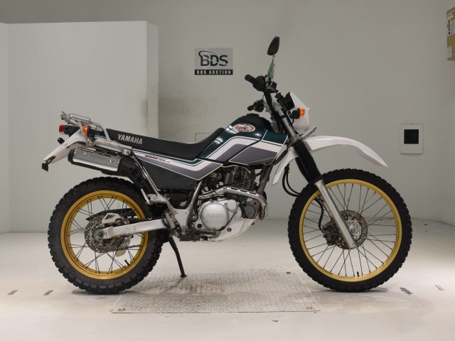 Yamaha SEROW XT225 2000