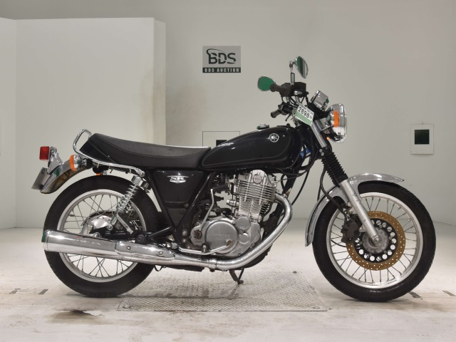 Yamaha SR400 2019
