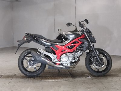 Suzuki GLADIUS SFV400 2013