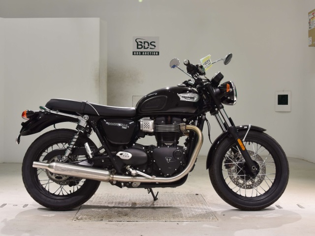 Triumph BONNEVILLE T100 2022