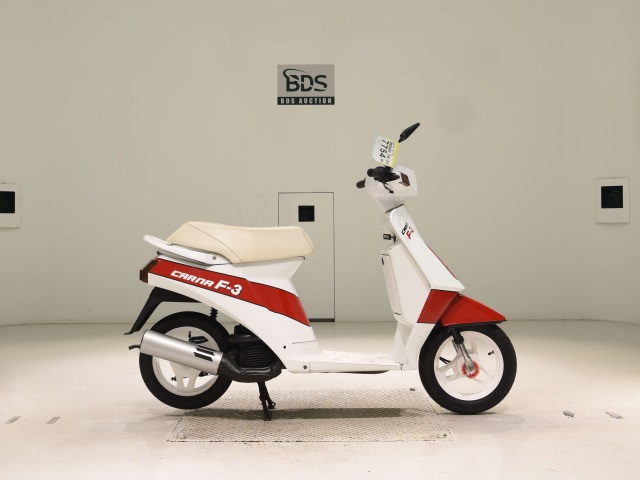 Suzuki CARNA