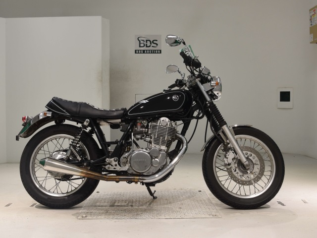 Yamaha SR400 2010