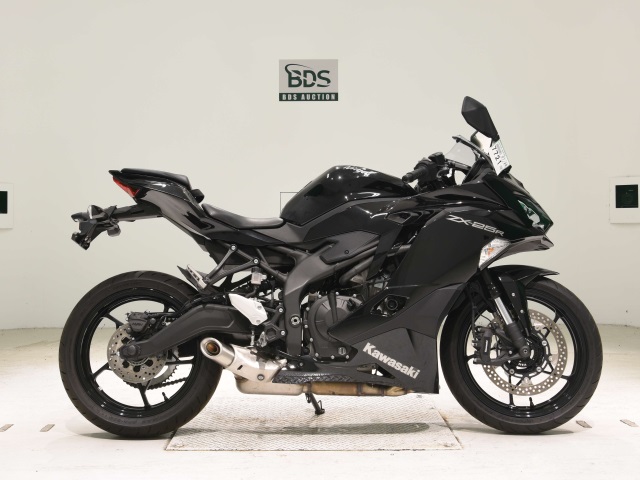 Kawasaki NINJA ZX-25R 2021
