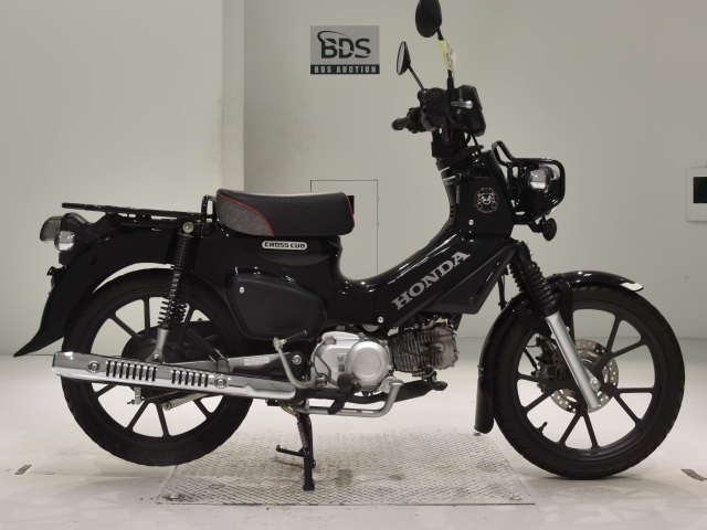 Honda CC110 CROSSCUB 2022